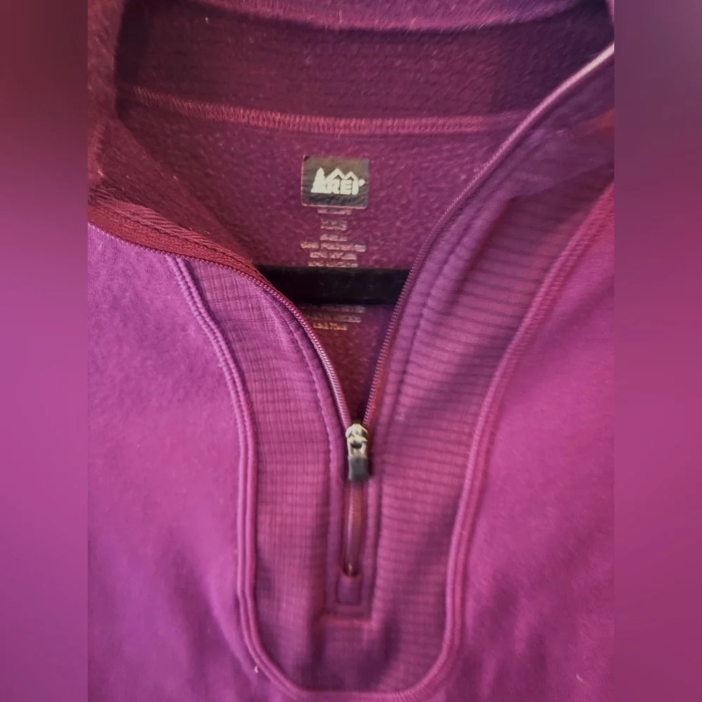 REI Women's Plum Quarter-Zip Fleece - Picture 3 of 9